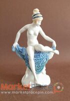 Porcelain figurine bather hutschenreuther germany 1920 - 1938