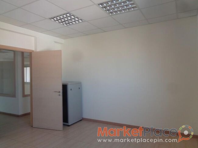 115m2 Office with raised floor - Limassol, Limassol