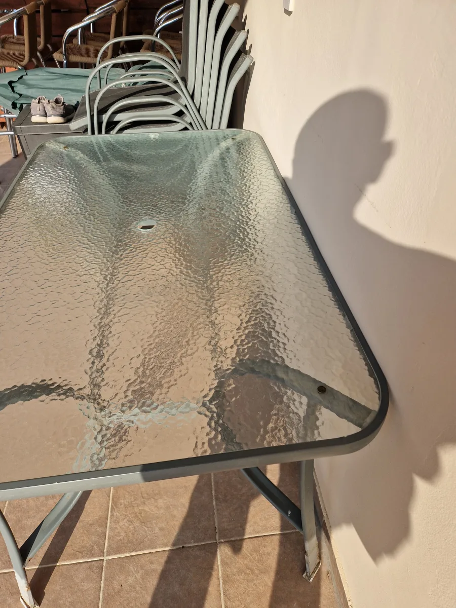 6 SEATER,EXCELLENT CONDITION