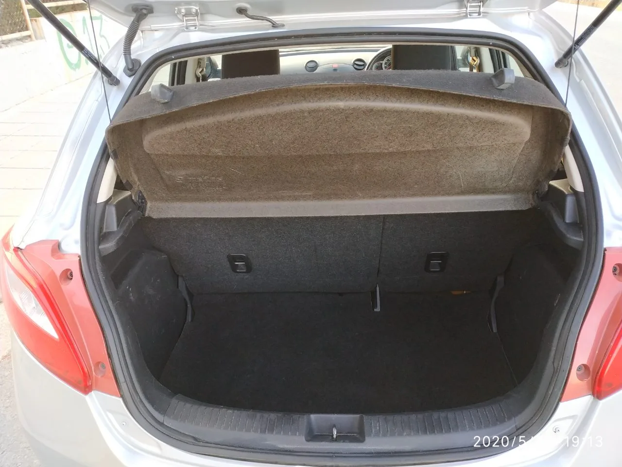 Photo 10