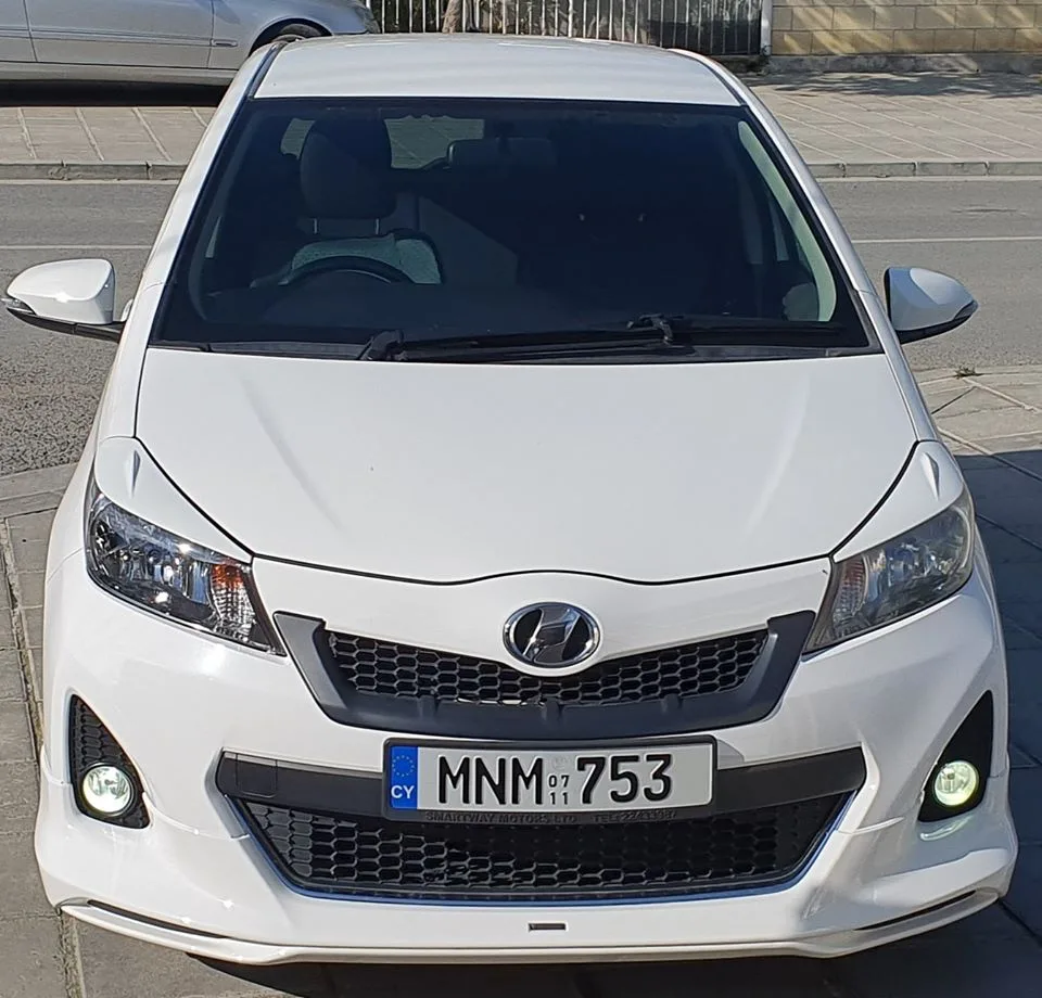 Toyota Yaris 2011