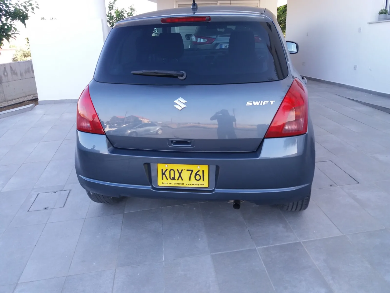 Photo 2