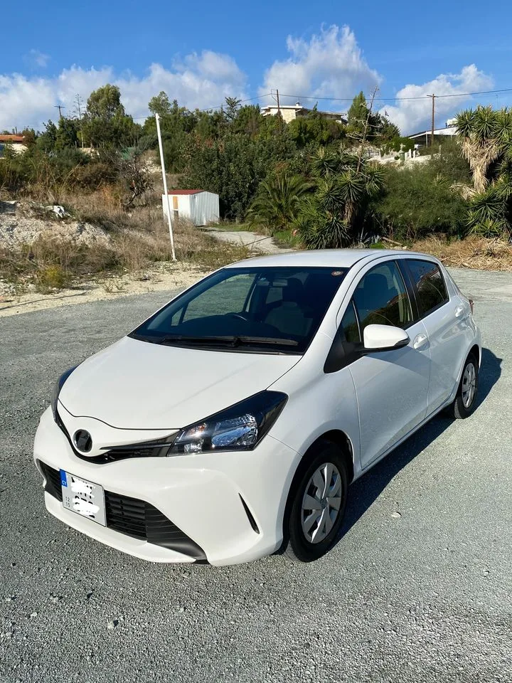 Toyota Yaris 2015