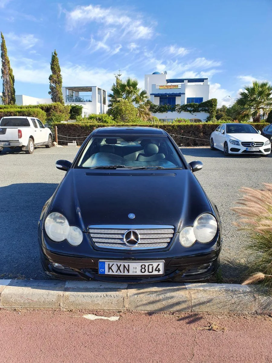 Mercedes-Benz C-Class C180 2004