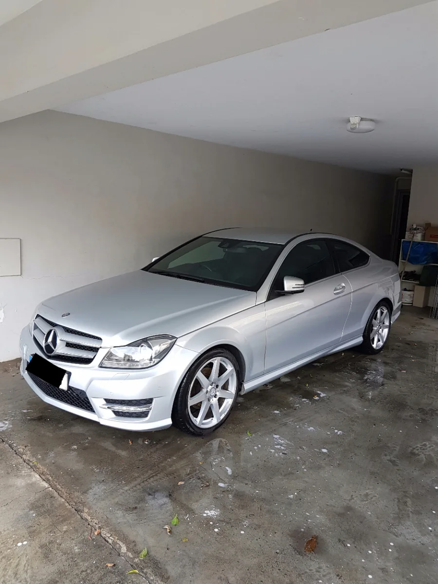 Mercedes-Benz Άλλο 2012